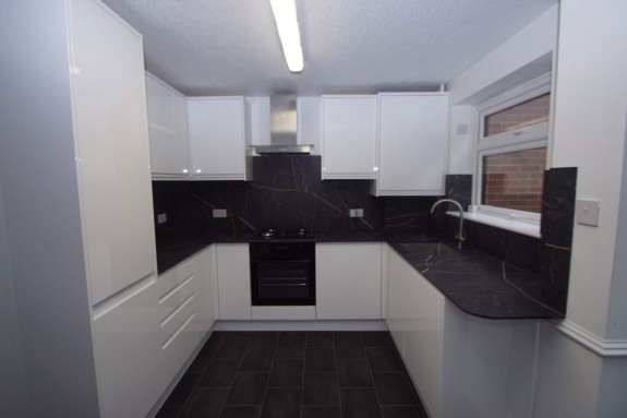 Pearl Gardens, Cippenham - Photo 3
