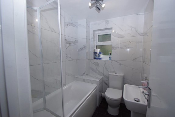 Pearl Gardens, Cippenham - Photo 6