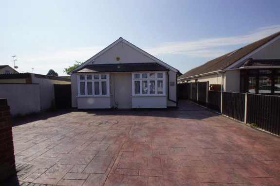 Dennis Way - Photo 1