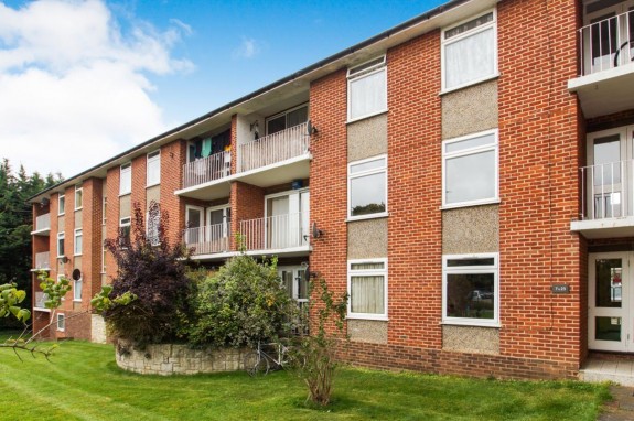 Sandringham Court - Photo 1