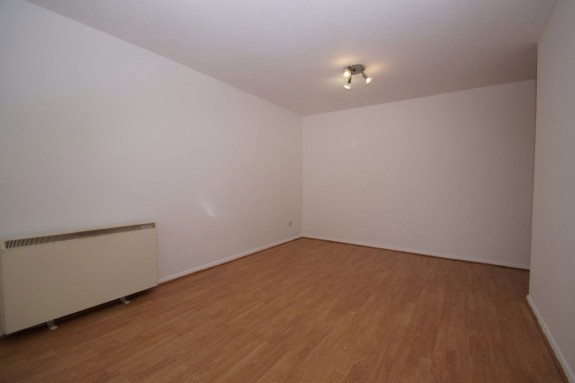 Walpole Road, Burnham Gate - Photo 2