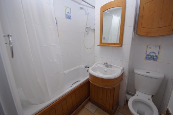 Worcester Gardens, Slough - Photo 5