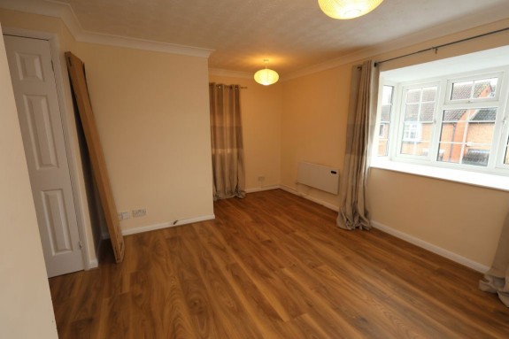 Scarborough Way - Photo 2