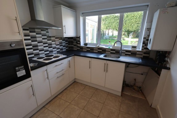 Walpole Rd - Photo 2