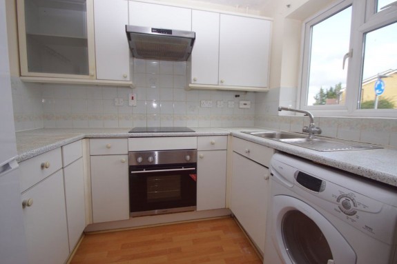 Richards Way, Cippenham - Photo 5
