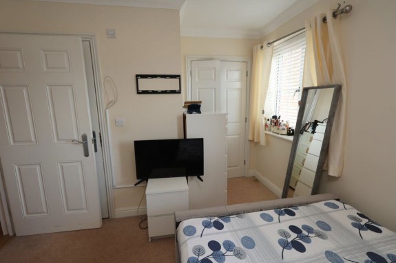 Hayling Close - Photo 6