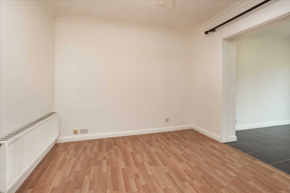 The Greenway, Cippenham, Slough - Photo 17