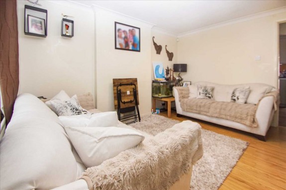 Pearl Gardens, Cippenham, Slough - Photo 8