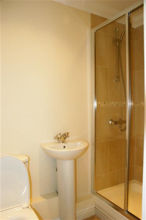 En-suite Shower