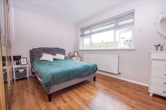 Farnham Road, Slough - Photo 9