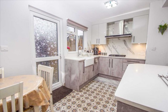 Rokesby Road, Slough - Photo 13