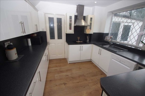 Mercian Way, Cippenham - Photo 17