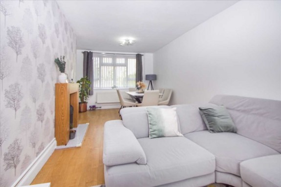 Bromycroft Road, Slough - Photo 10