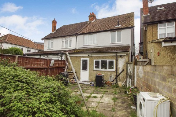 Burlington Avenue, Slough - Photo 9