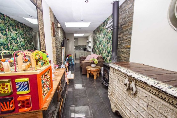 Side Lobby Area