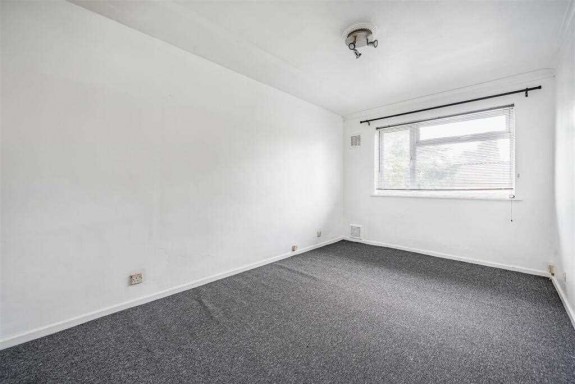 Chilton Court, Taplow - Photo 9
