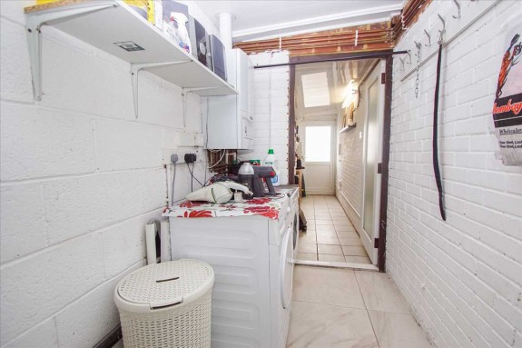 Monksfield Way, Slough - Photo 16