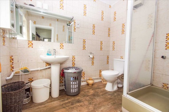 Ground Floor Shower Room