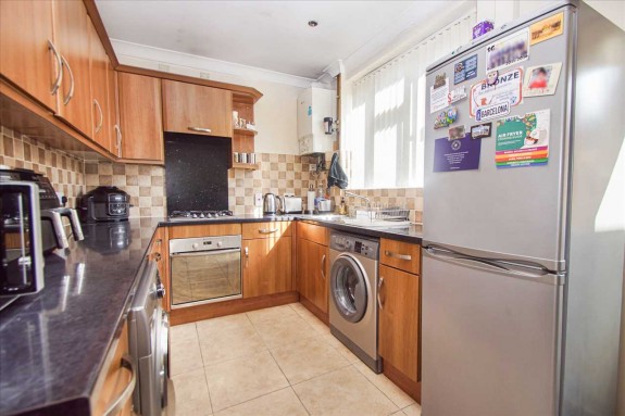 Spencer Road, Langley - Photo 11