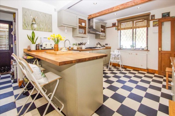 Harvey Road, Langley - Photo 14