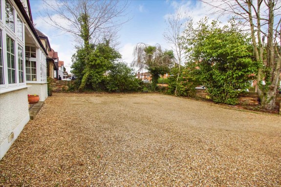 Burnham Lane, Burnham - Photo 22