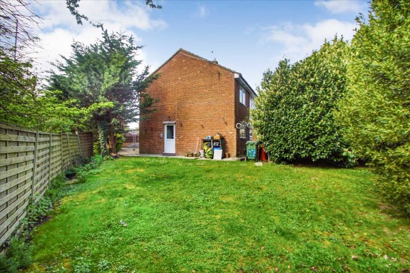 Paxton Avenue, Slough - Photo 10