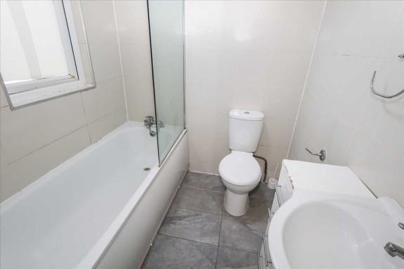 En Suite Bathroom