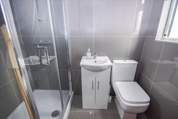 Ensuite