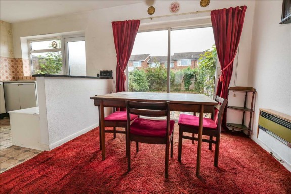 Mercian Way, Cippenham, Slough - Photo 11