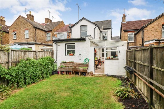 The Crescent, Slough - Photo 17