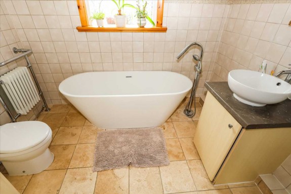 Ground Floor Bathroom