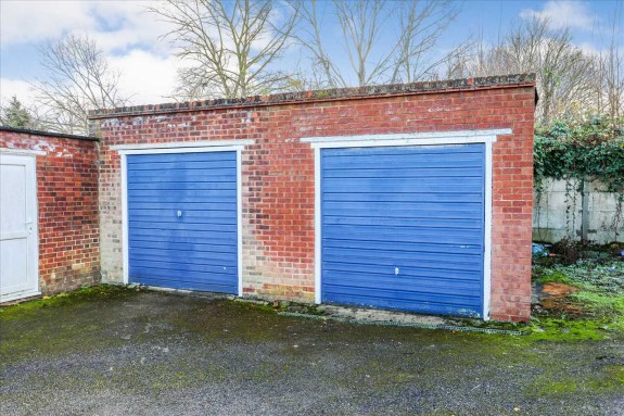 Garages & Parking