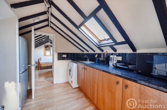 Dennis Way, Cippenham - Photo 14