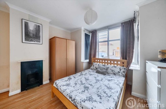 Dennis Way, Cippenham - Photo 6