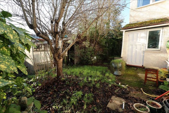 Farnham Road, Slough - Photo 10