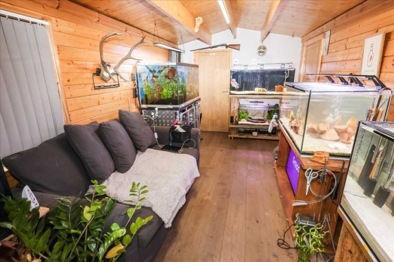 Multi Use Room/Home Office