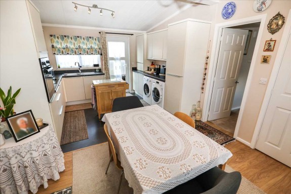 Morello Drive, Orchards Residential Park, Wexham - Photo 11